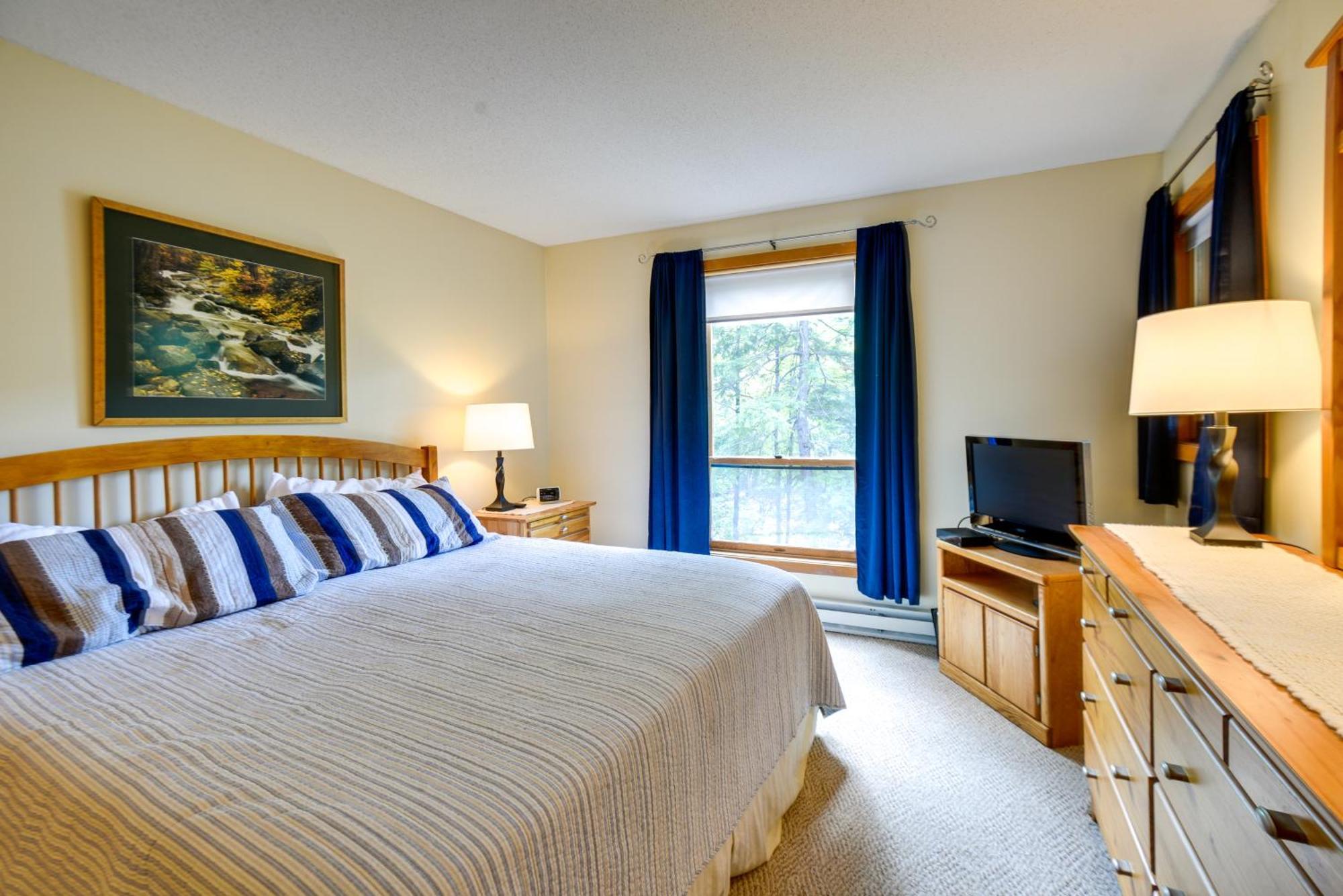 Well-Appointed Lincoln Abode Ski, Swim And Fish! Exteriör bild